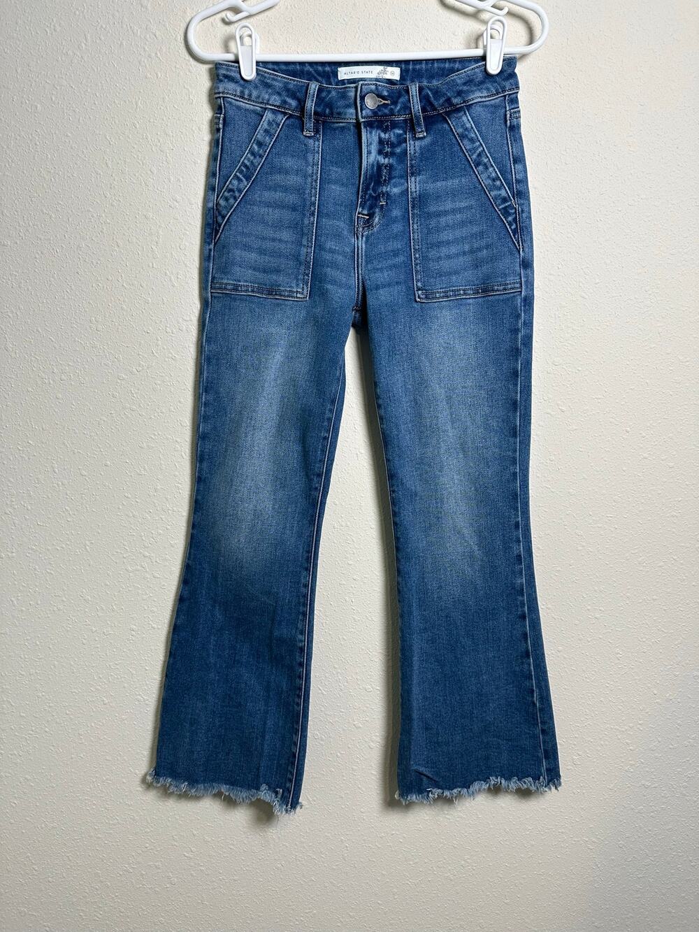 Altar'd State Jaylyn Front Pocket Crop Jeans size 26